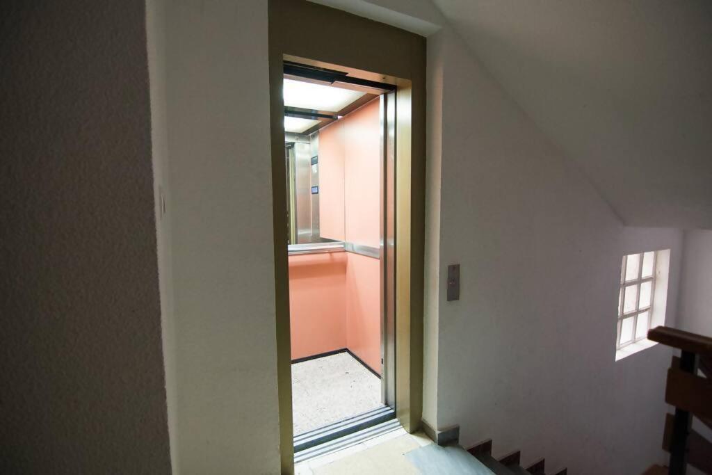 Amplio Y Moderno Apartamento En El Centro Granada Ngoại thất bức ảnh